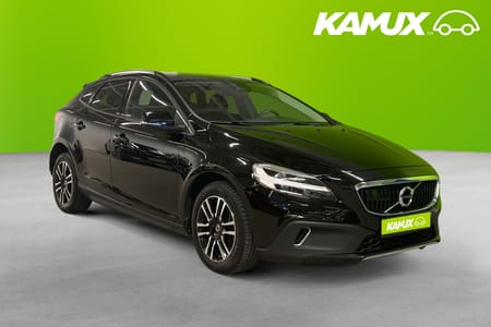 Volvo V40 Cross Country T3 Momentum 152hk Värmare H/K Pano Kamera Navi