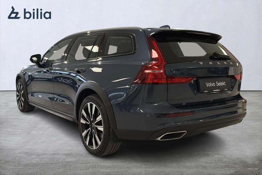 Bild 2 av Volvo V60 Cross Country D4 AWD Advanced SE II | Panorama | Ventilerad Nappa