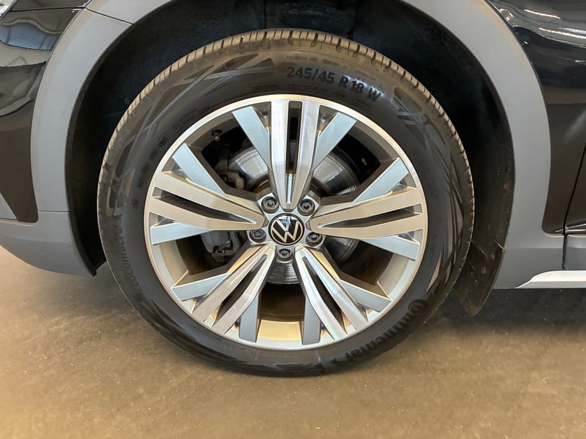 Bild 4 av Volkswagen Passat Alltrack 2.0 TDI 4motion / Dragkrok / Navigation / Backkamera /