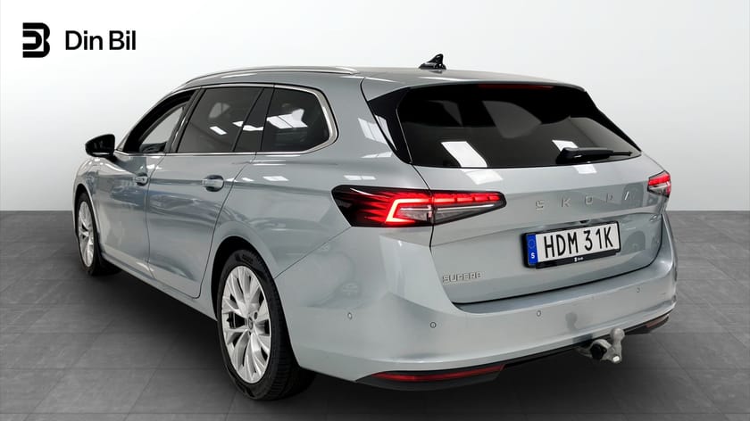 Bild 3 av Škoda Superb iV Kombi SelectionCOMBI 1,5 TSI 204 Hk 6 vxl DSG