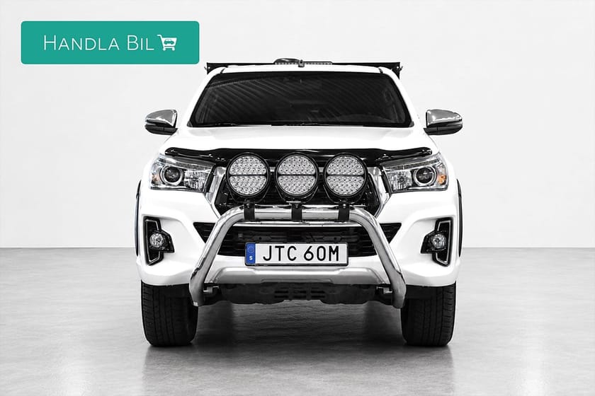 Bild 3 av Toyota Hilux Dubbelhytt 2.4 AWD Premium Drag Hundkåpa 2+1 Skinn Diff 150hk