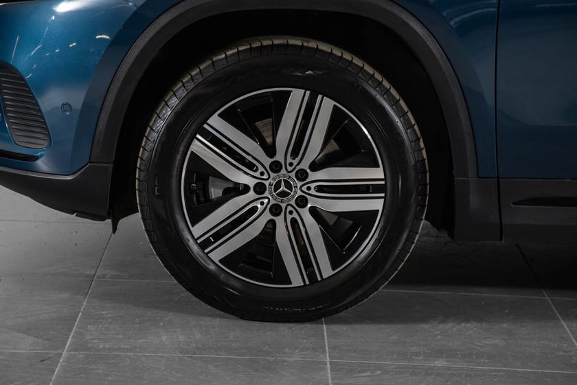 Bilde 4 av Mercedes-Benz EQA 300 4MATIC Advanced Plus ACC | 360KAM | KROK | PANO | LED