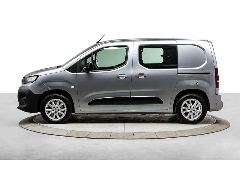 Bilde 2 av Citroën Berlingo Van 1,5HDI AUTOMAT 130HK PROFF PRIVATEID SOM NY KM 13800