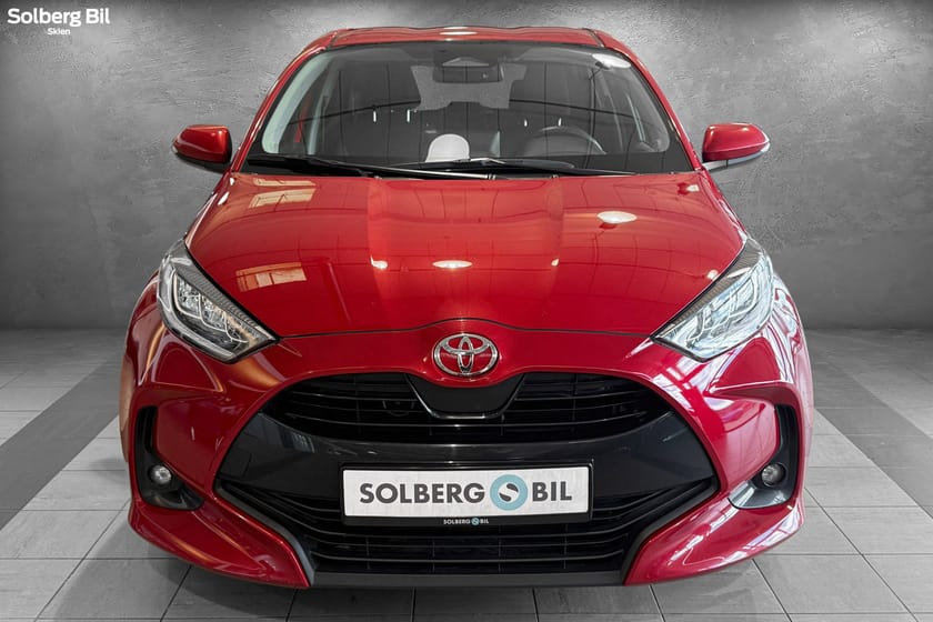 Bilde 2 av Toyota Yaris Hybrid 115 Active Tech/GARANTI/ OPPV.RATT/ R.KAMERA/ CARPLAY