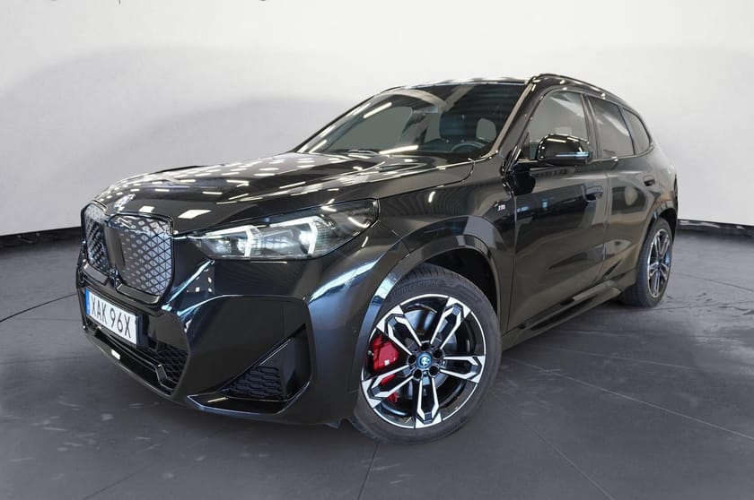 Bild 1 av BMW iX1 xDrive30 M-Sport Pro Business Innovation DAP Adaptiva LED 19