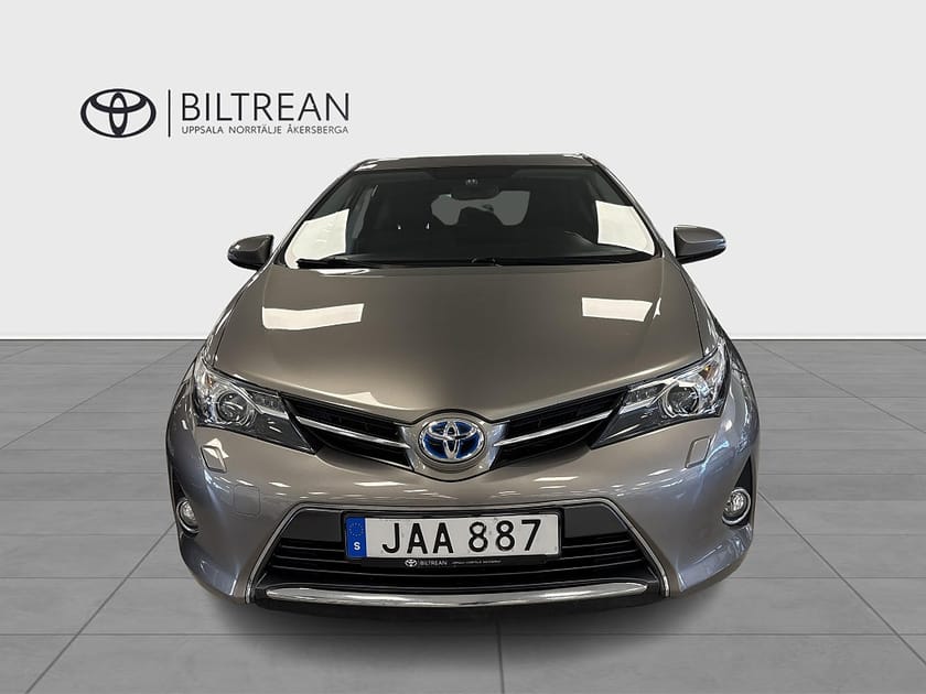 Bild 5 av Toyota Auris Hybrid CVT Edition 50 V-hjul!