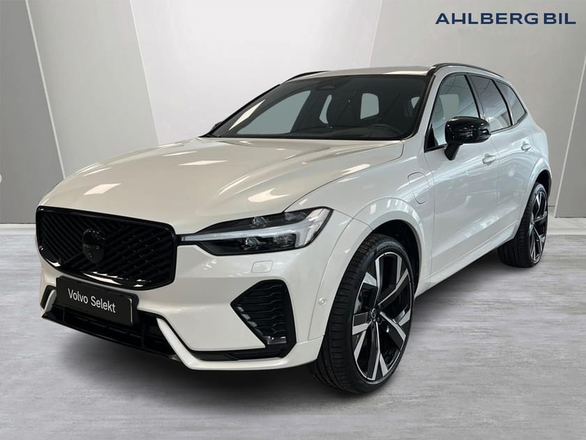 Bild 4 av Volvo XC60 T6 Plus Black Nordic Edition Luftfjädring, Dragkrok, Headup, 22'', Panorama, HK, Akustik, Google Maps
