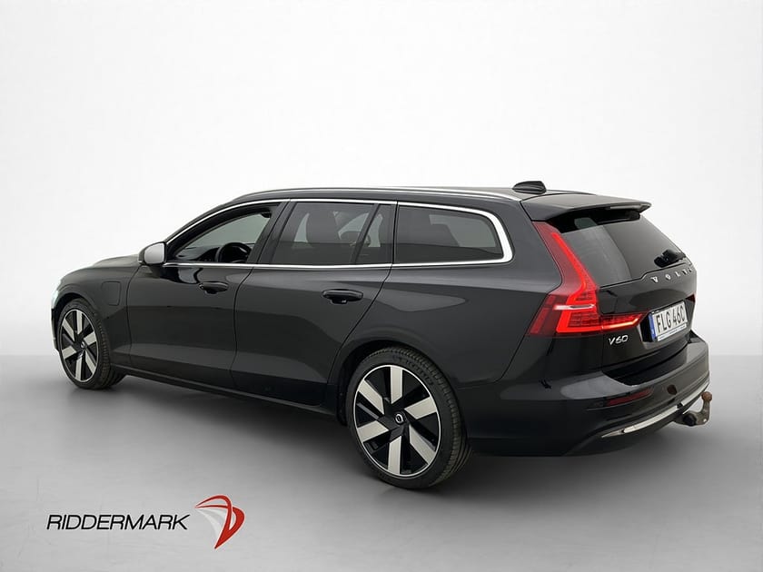 Bild 4 av Volvo V60 Recharge T6 AWD Core Kamera Pilot CarPlay Dragkrok