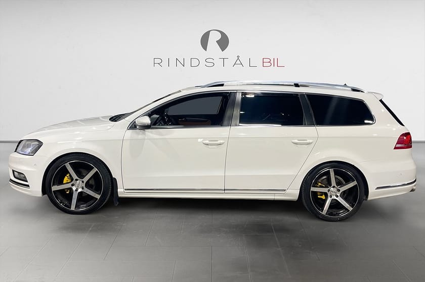 Bild 4 av Volkswagen Passat Variant 2.0 TDI 177 HK DSG 4M R-LINE D-VÄRM PANO DRAG