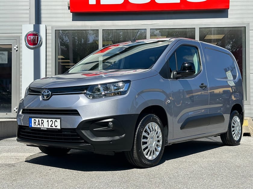 Bild 1 av Toyota ProAce City 1.5D | Komfortvägg | Låga mil | Backkamera | Moms