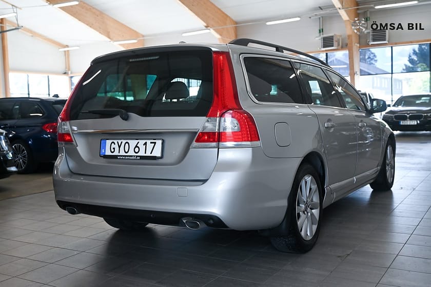 Bild 4 av Volvo V70 D4 AWD Classic Momentum 181hk