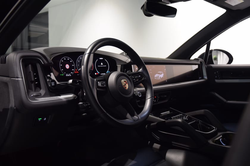 Bild 3 av Porsche Cayenne E-Hybrid 