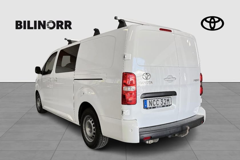 Bild 2 av Toyota Proace LONG DUBBELHYTT 2,0D 120HK Vinterhjul Drag
