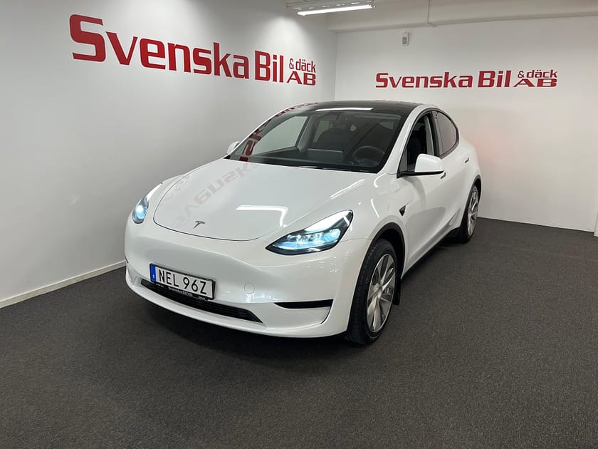 Bild 1 av Tesla Model Y Standard Range RWD (dragkrok) 2.99% Ränta