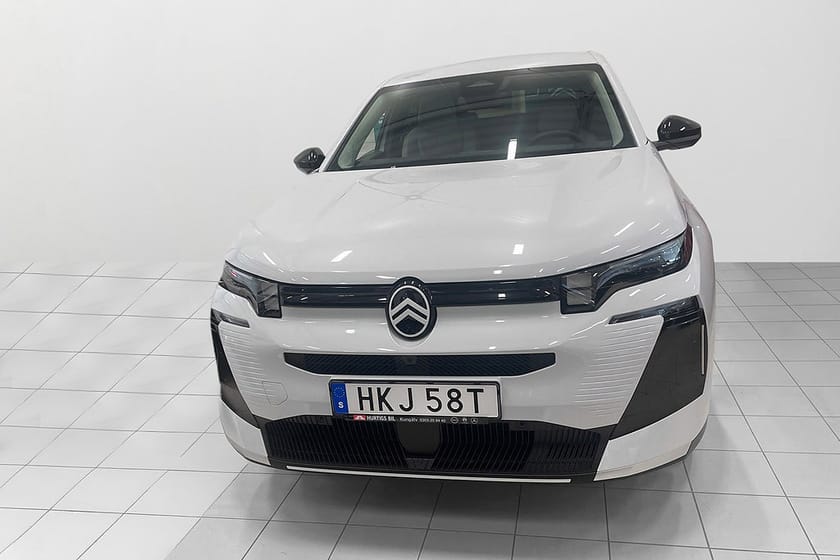 Bild 2 av Citroën C5 Aircross Hybrid 145 e-DCS/Premiumpkt/Ljus klädsel/Drag