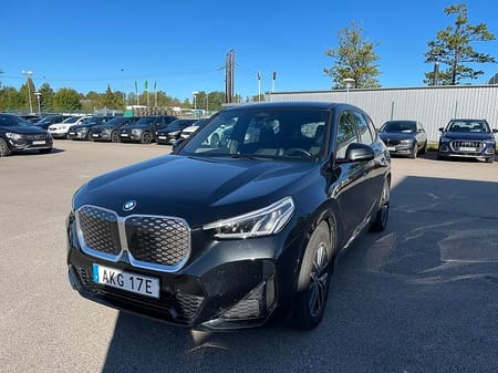 BMW iX1 xDrive30