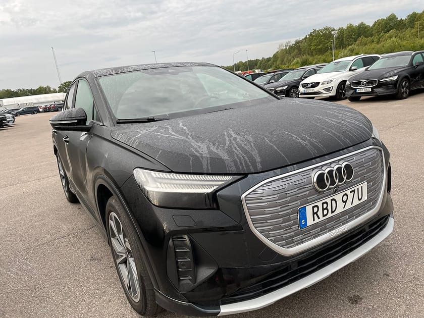 Bild 2 av Audi Q4 55 Sportback e-tron quattro 340HK 4x4 Proline