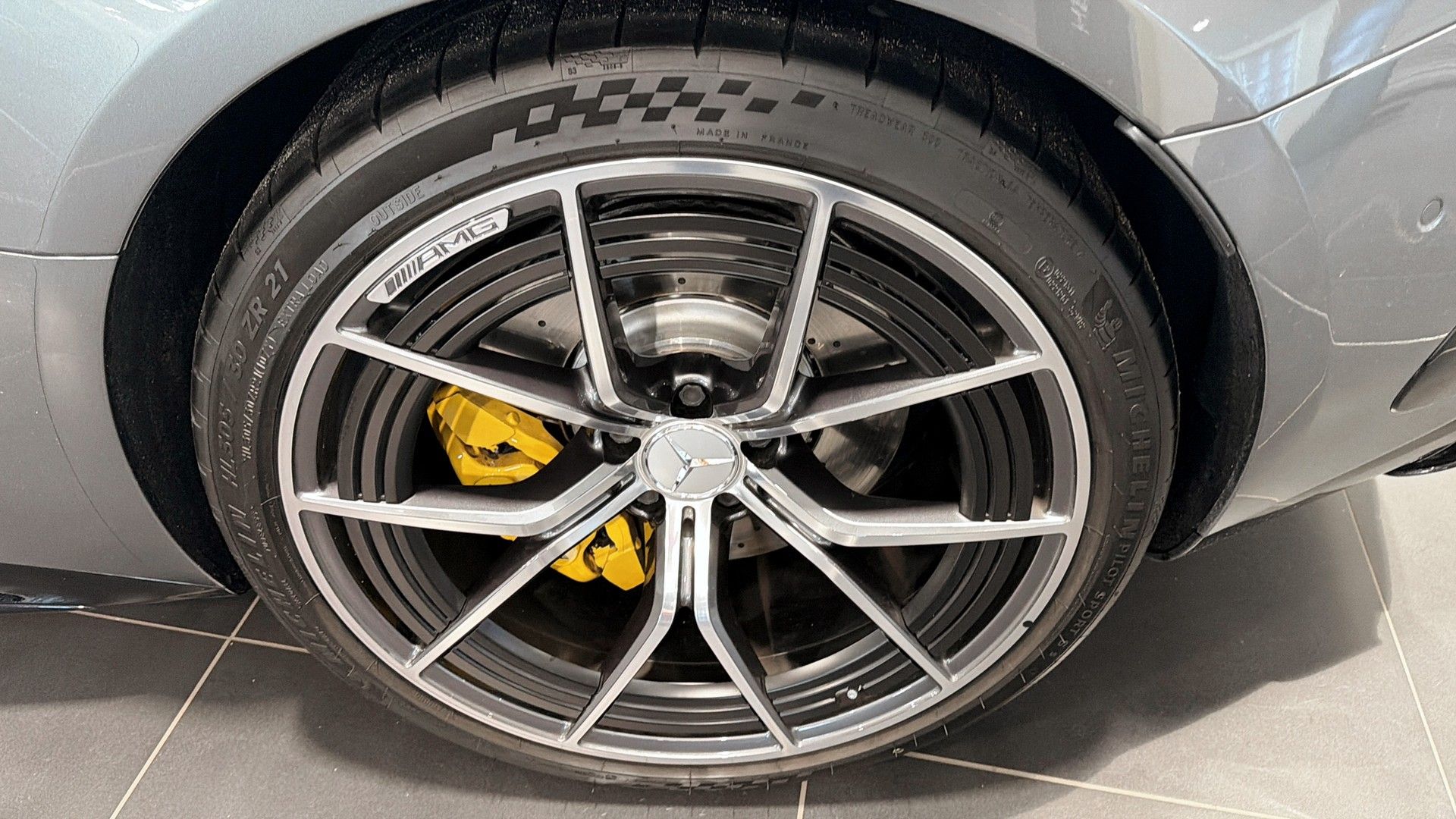 Mercedes-Benz AMG GT 63 4MATIC+ COUPÉ 2025, kuva 5/10