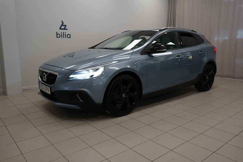 Bild 1 av Volvo V40 Cross Country D3 Adv Edition | Adaptiv farthållare | BLIS | Drag |