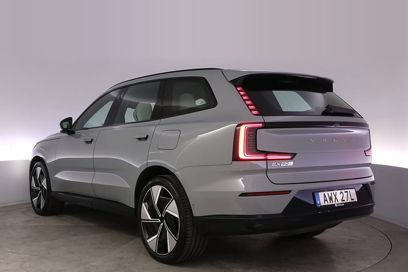 Bild 4 av Volvo EX90 Twin Motor Performance 7-seater Ultra 7-Sits Bowers 22''