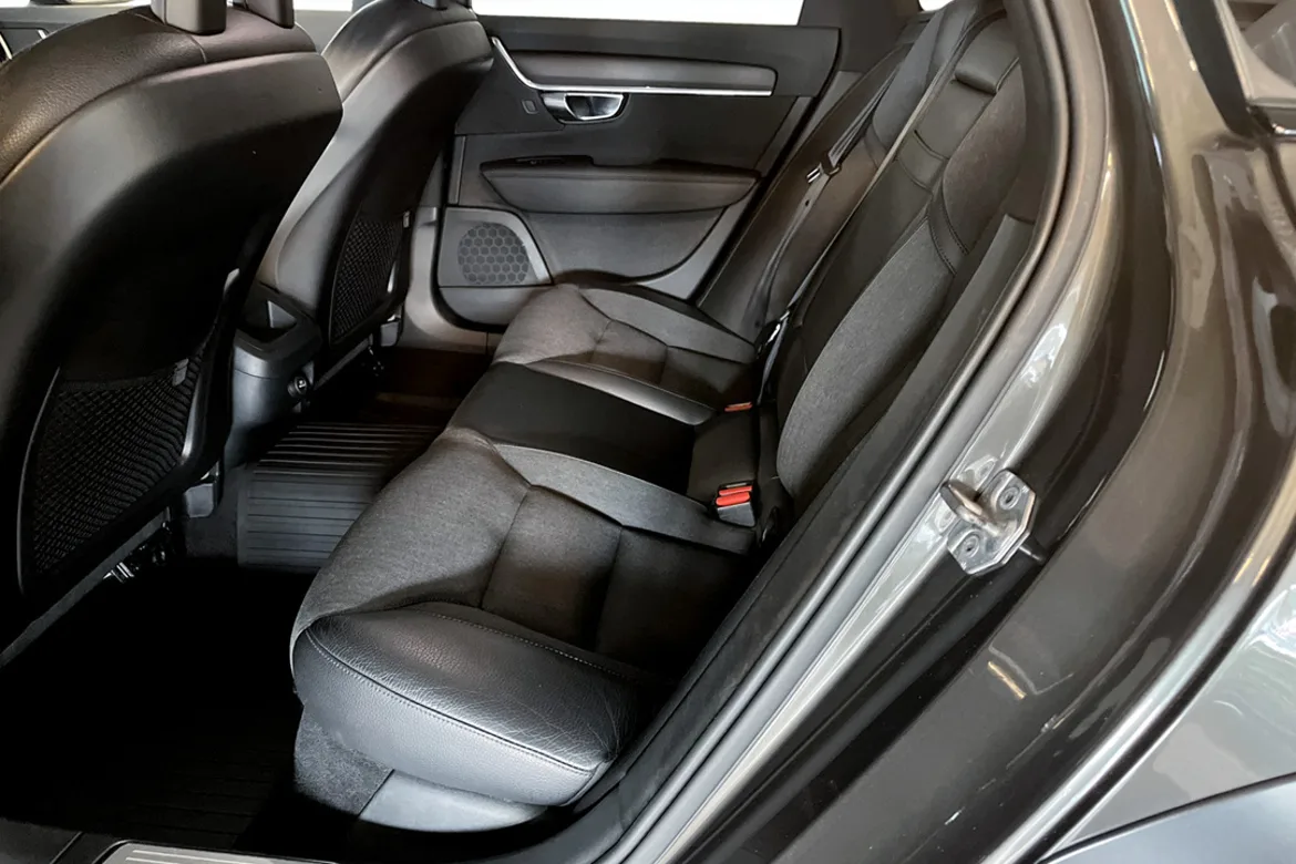 Volvo V90 Cross Country