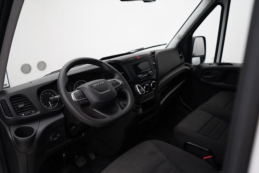 Bild 5 av Iveco Daily 35-140 Van 2.3 JTD Hi-Matic / Moms / 3500kg