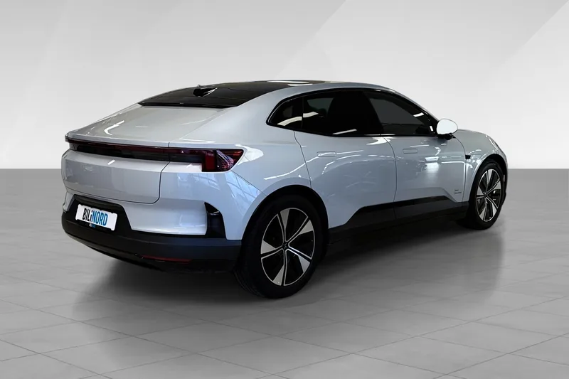 Polestar 4 Long Range Dual motor bilde 6
