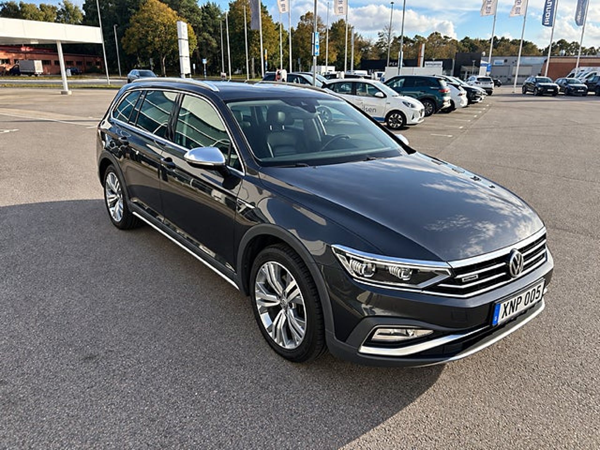 Volkswagen Passat 2020, kuva 3/5