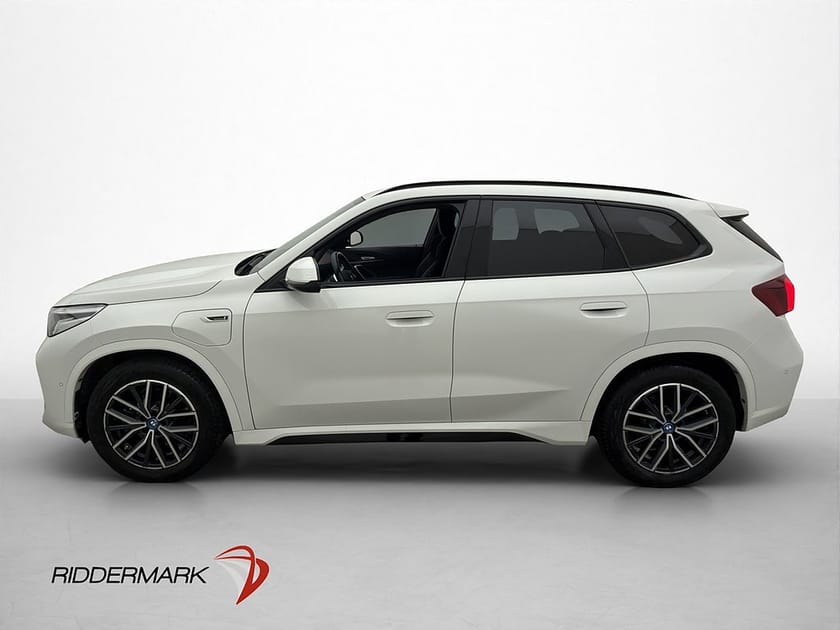 Bild 4 av BMW X1 xDrive25e 245hk MOMS M-Sport Drag Kamera Navi