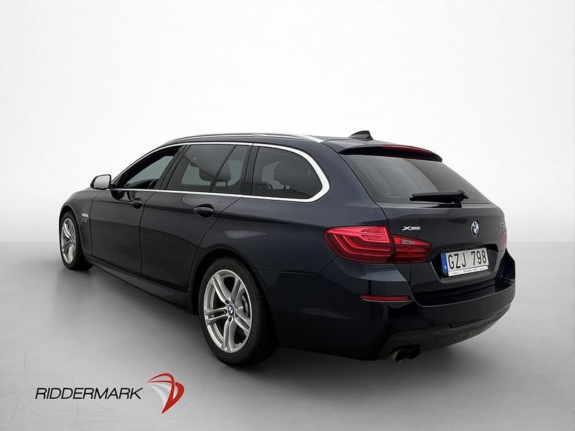 Bild 5 av BMW 530d xDrive Touring M Sport HiFi Sensorer Skinn Rattvärm