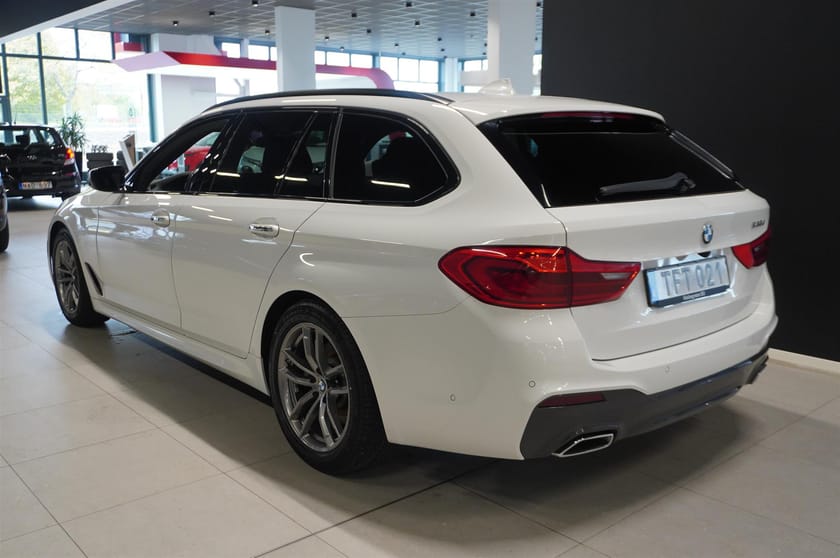 Bild 3 av BMW 520d Touring M Sport Automat Drag Navi HiFi