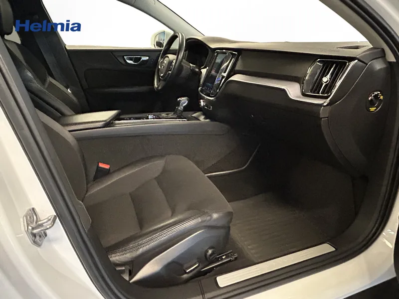 Bild 9 av 12 – Volvo V60 Cross Country D4 AWD Advanced SE II Cross Country Advanced