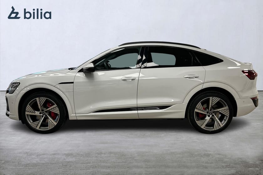 Bild 3 av Audi Q8 Sportback 55 e-tron quattro S-Line Drag SE SPEC!