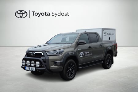 Toyota Hilux Dubbelhytt 2,8 MHEV D-Cab Invincible (arbetskåpa, båge)