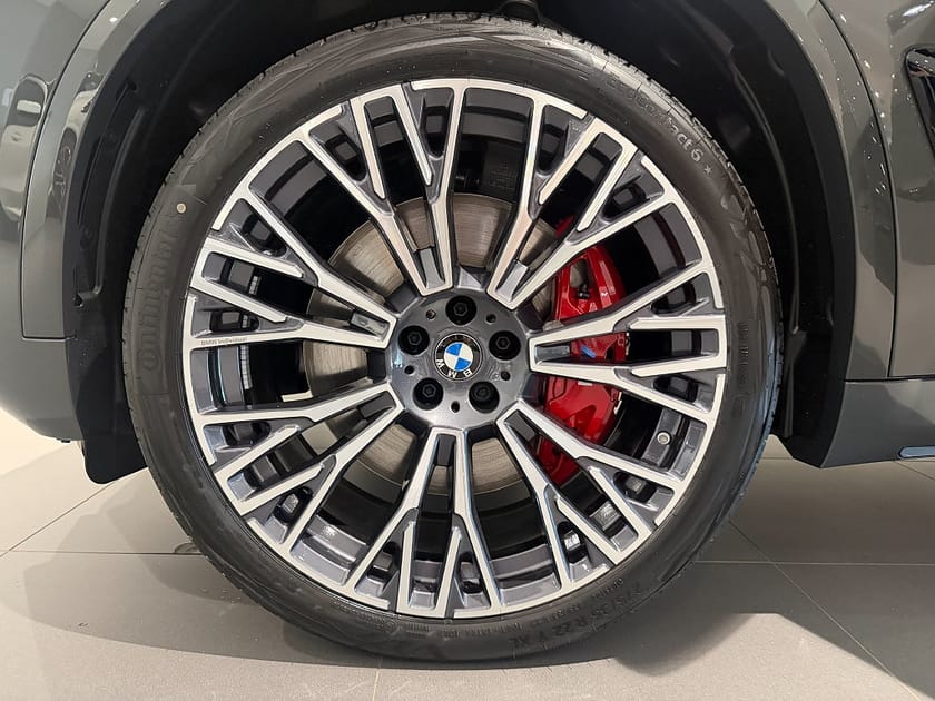 Bild 5 av BMW X5 xDrive50e M Sport Pro Exklusivpkt 22" HUD SkyLounge H/K
