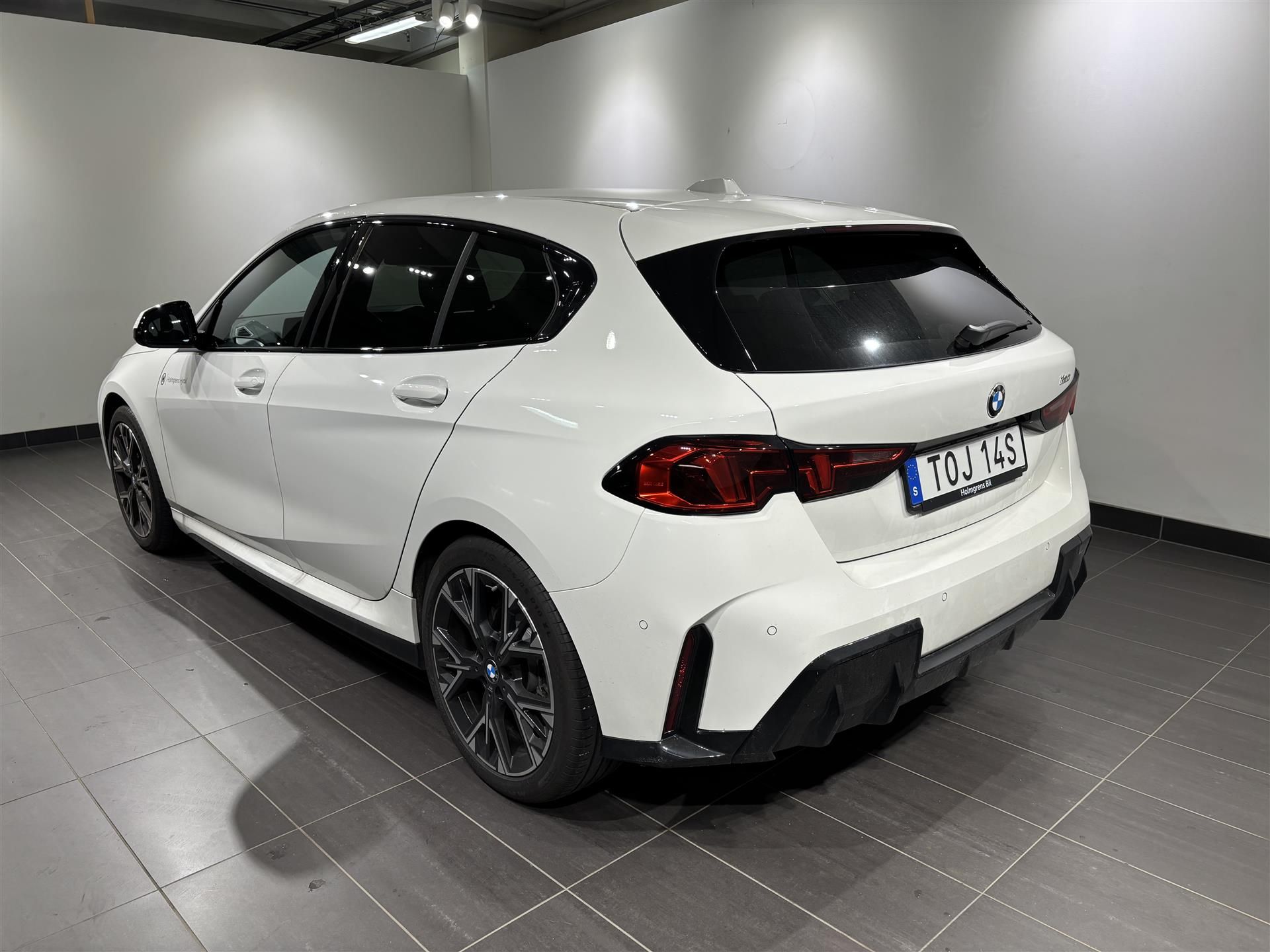 BMW 120 M Sport Aut 2026, bild 2/2
