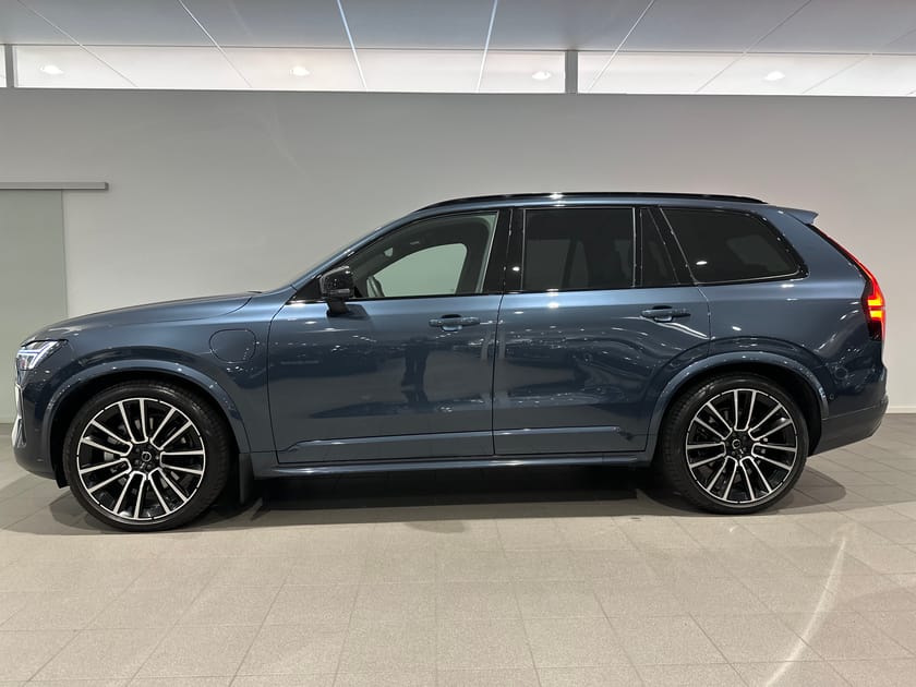 Bild 5 av Volvo XC90 T8 Ultra Dark/ Bowers&Wilkins/ 360 Kamera/ Panoramata/ Navigation