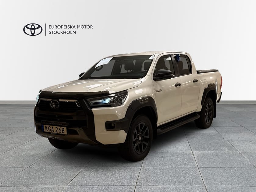 Bild 1 av Toyota Hilux Dubbelhytt 2.8 D-Cab Aut. 4WD Invincible /V-Hjul/Flaklock