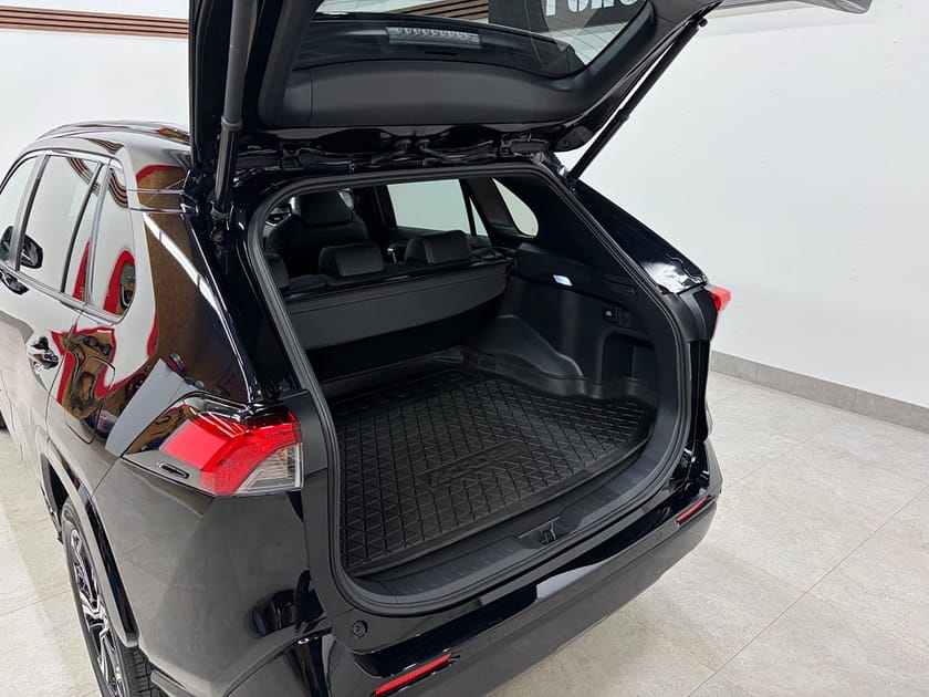 Bild 4 av Suzuki Across Plug-in Hybrid 2.5 E-FOUR E-CVT Inclusive Euro 6 Krok