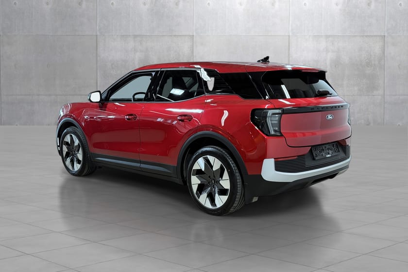 Bilde 5 av Ford Explorer EV Extended Range AWD Premium
