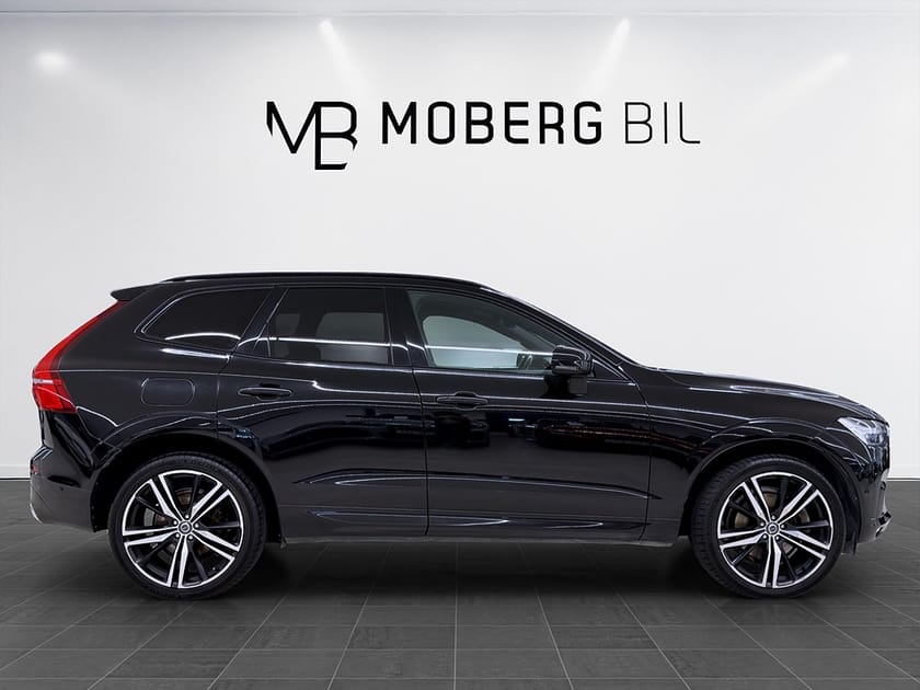Bild 3 av Volvo XC60 B4 AWD 197hk R-Design HUD 360 Pano Drag