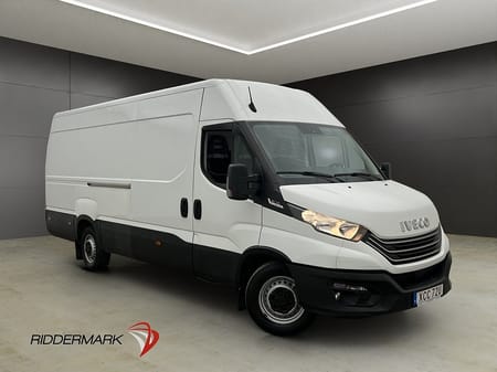 Iveco Daily 35-140 Van 35 L4H2 2.3JTD Värm PDC 3-Sits Farthållare Moms