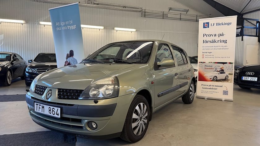 Bild 4 av Renault Clio  Halvkombi 5-dörrars 1.2 Manuell, 75hk **låga mil**