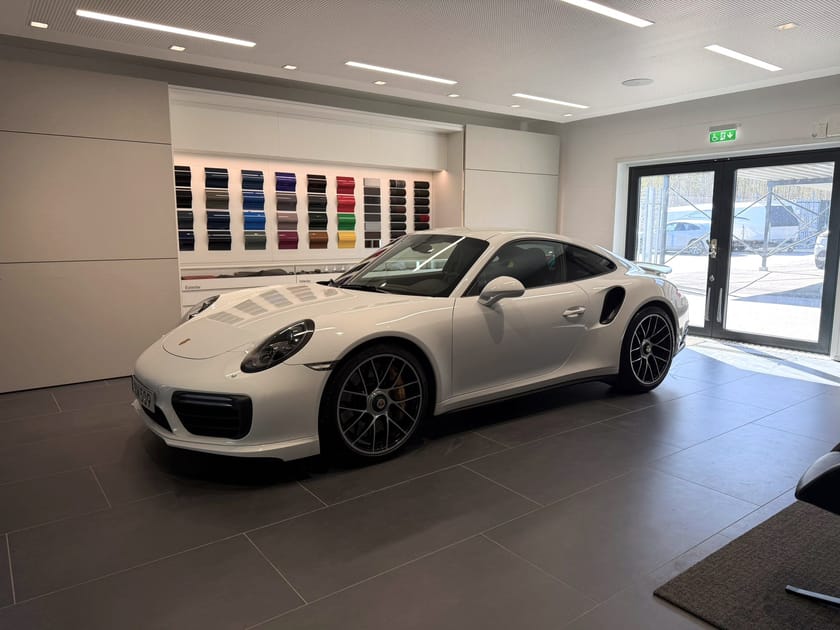 Bild 1 av Porsche 911 Turbo S inkl Approved