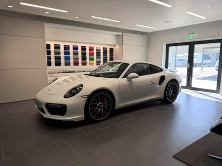 Porsche 911 Turbo S