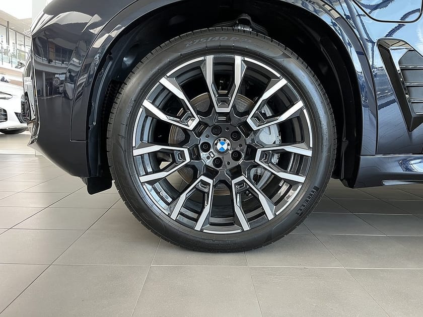 Bild 4 av BMW X5 xDrive50e 3,95 ränta M Sport Drag H/K Panorama