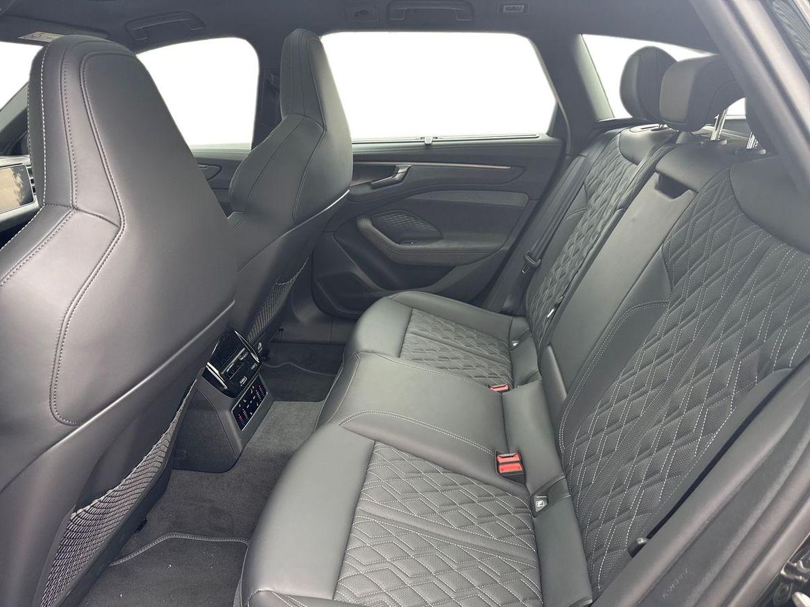 Audi Audi A6 Avant — bild 10