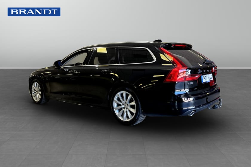 Bild 2 av Volvo V90 D4 Momentum Advanced SE Geartronic 190hk