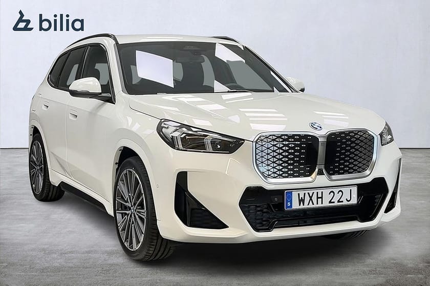 Bild 1 av BMW iX1 xDrive30 M-Sport/360°/HuD/ACC/Drag