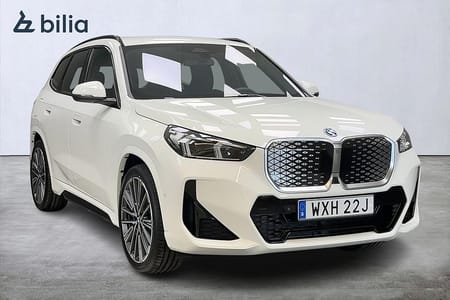 BMW iX1 xDrive30 M-Sport/360°/HuD/ACC/Drag